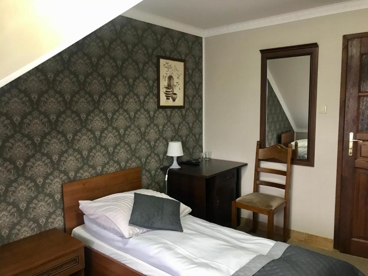Dworek Biala Dama Nieborów Exterior foto