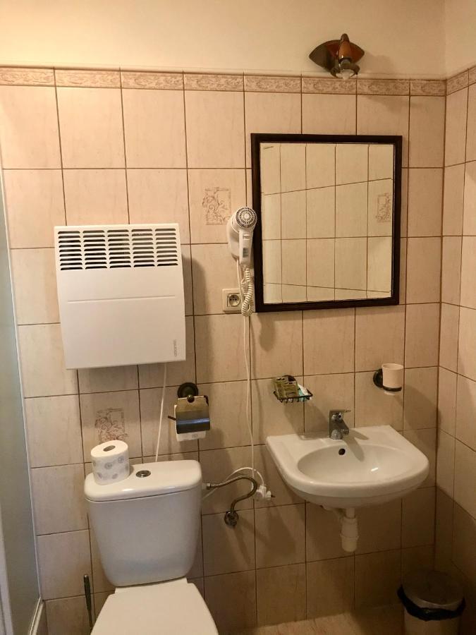 Dworek Biala Dama Nieborów Exterior foto