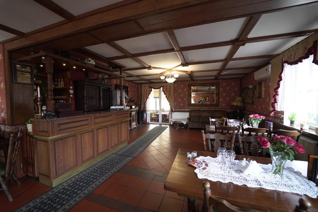 Dworek Biala Dama Nieborów Exterior foto